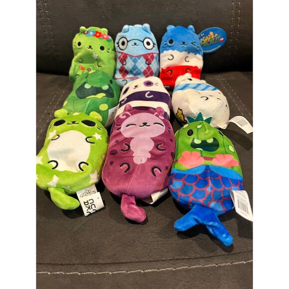 Cats vs pickles bean bag lot of 9 - Picture 1 of 2